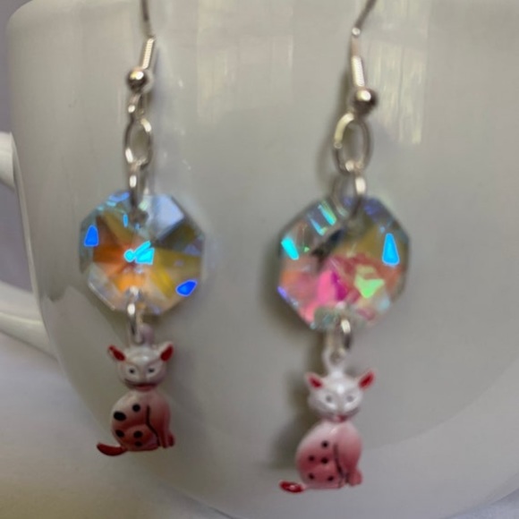 Jewelry - Cat Vintage Gumball Machine Prize Dangle Earrings